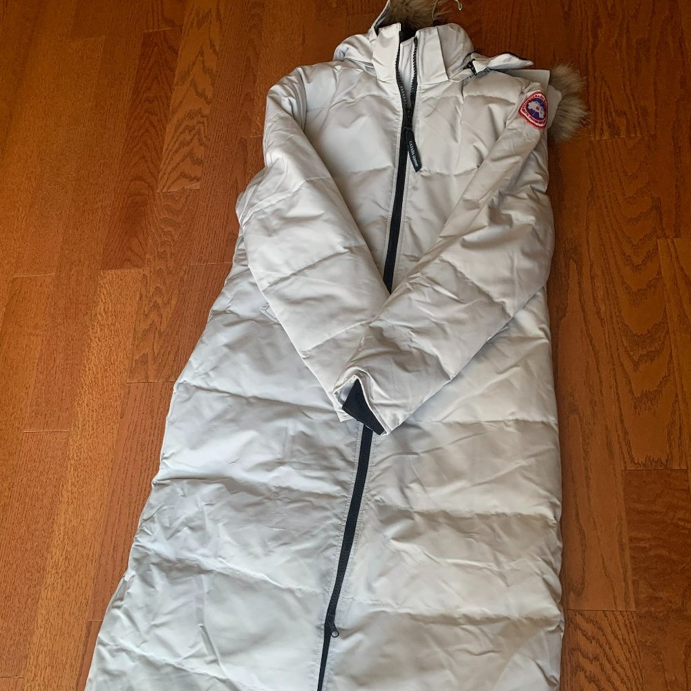 LONG PUFFER Canada Goose Jacket- Woman Size XXL